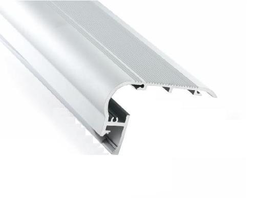 Perfil de Alumínio Para Fita LED (escadas) - 2m